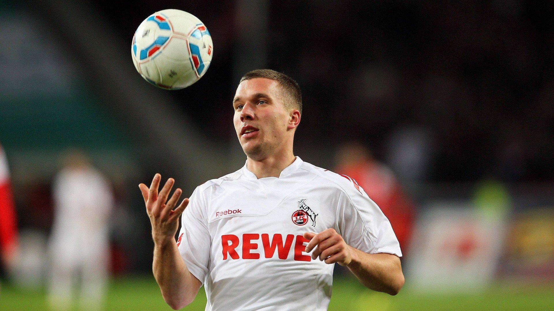 凯尔激情庆祝终结莱比锡神话，这场胜利非常棒，19场不败纪录作古！